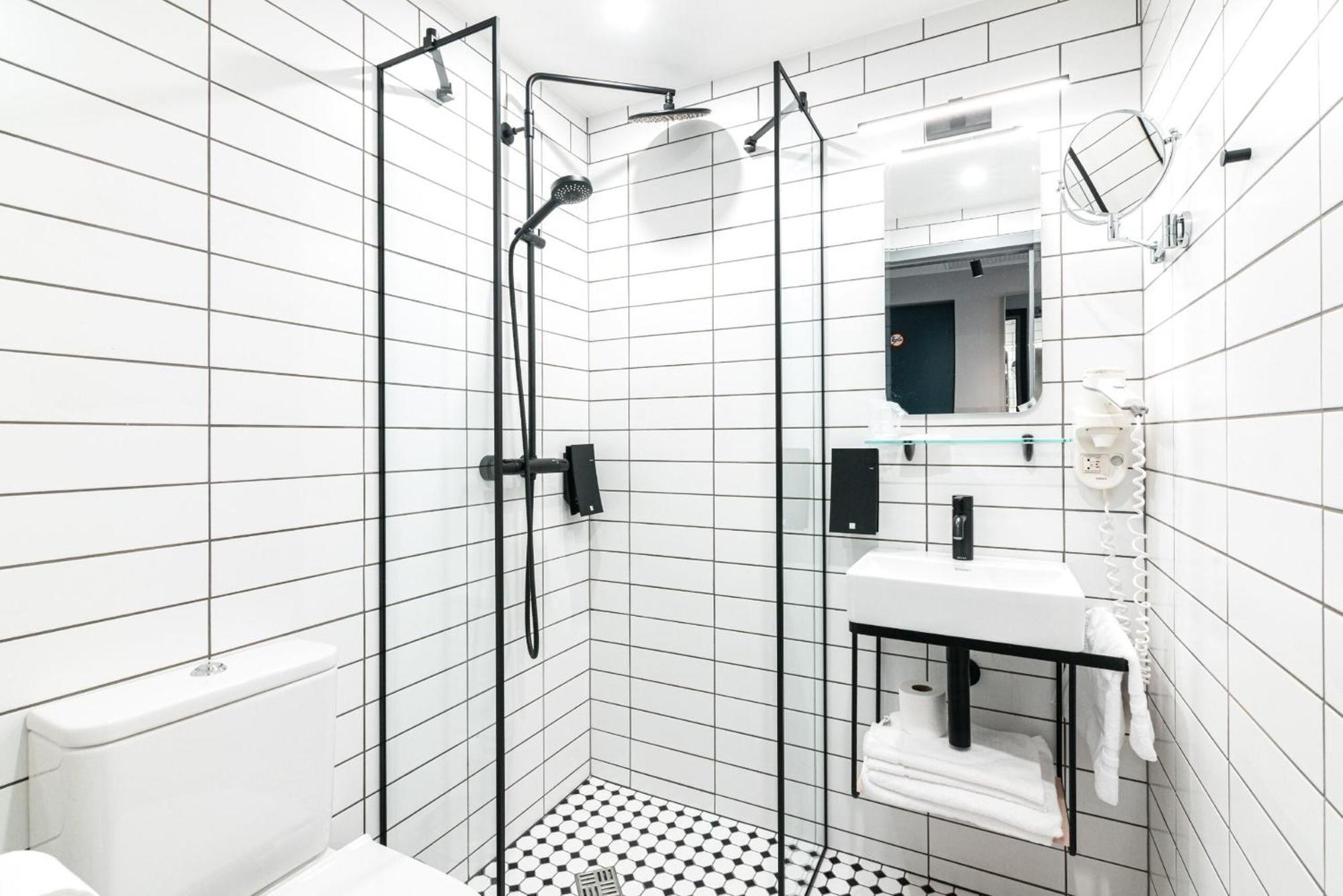 Fonnental Design Hotel Tallinn Extérieur photo